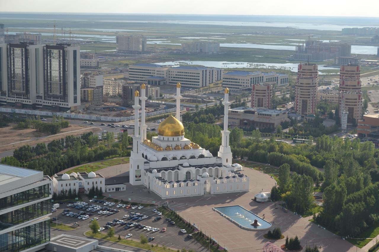 Hotel Bm Astana Eksteriør billede